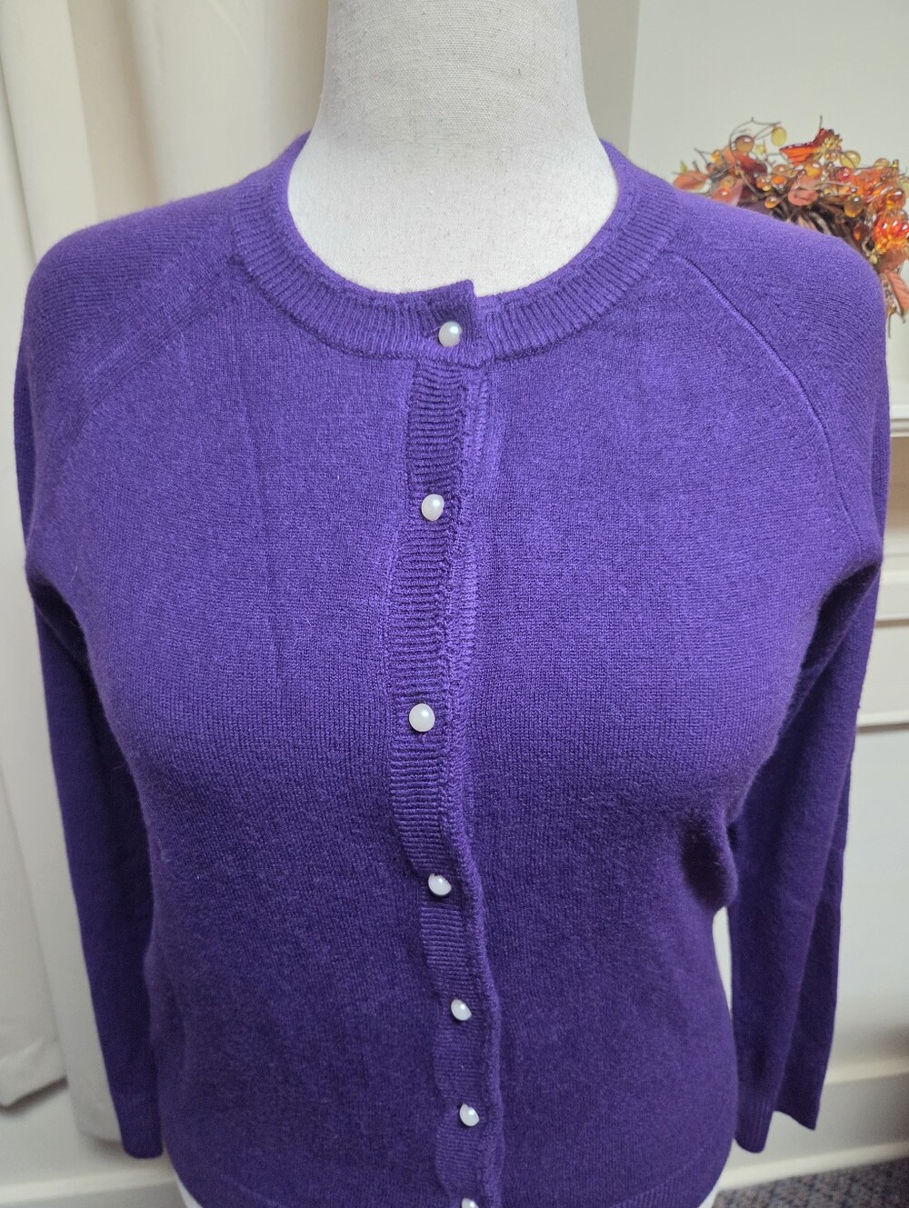 NWT Carolyn Taylor Eggplant Purple Pearl-Button Cardigan Size Petite Large